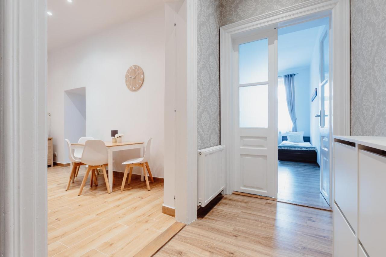 Atticus Apartments Krakow Exterior photo