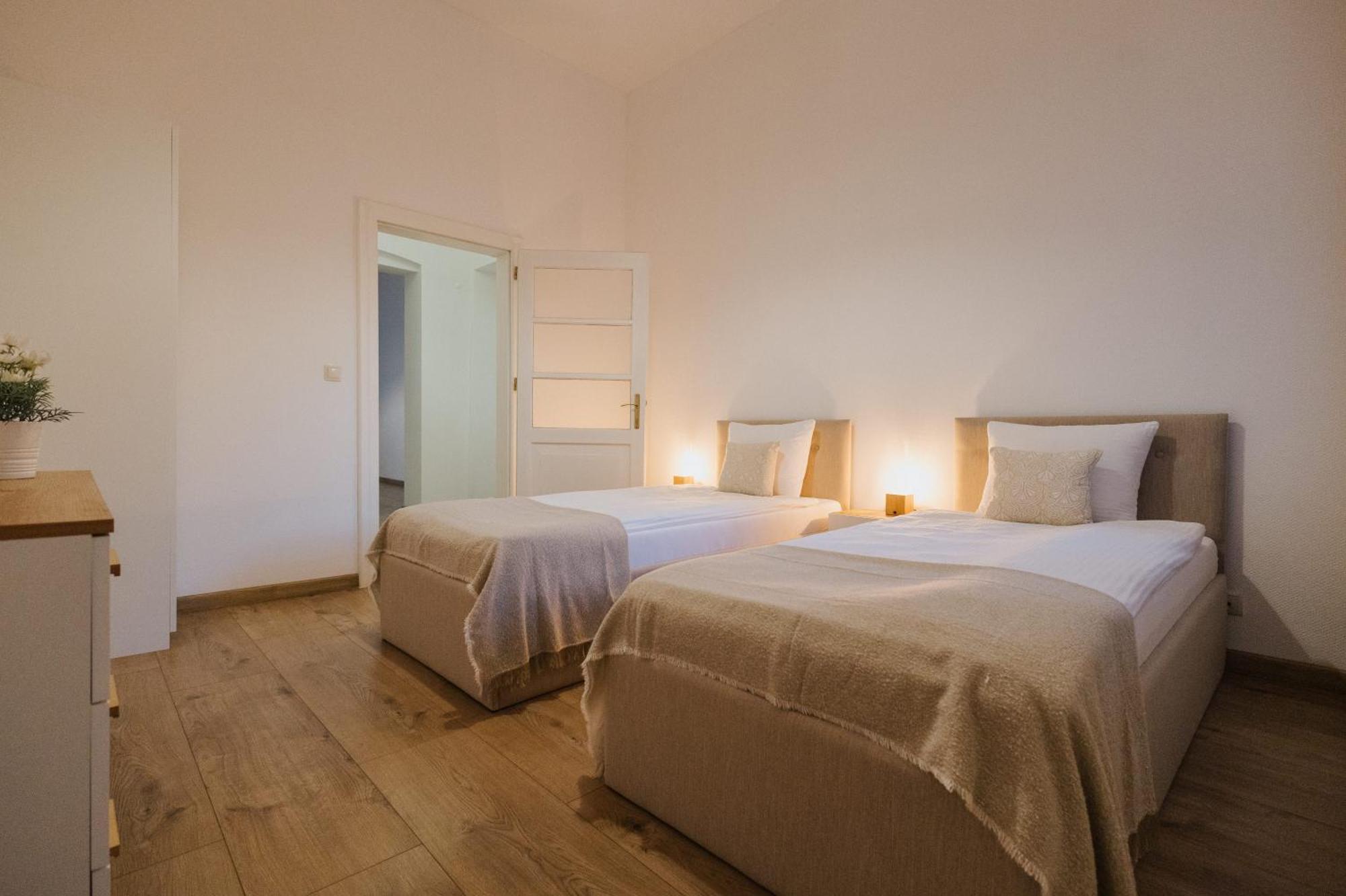 Atticus Apartments Krakow Exterior photo