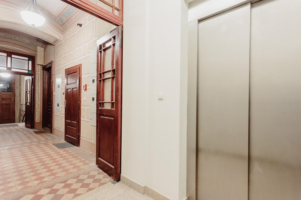 Atticus Apartments Krakow Exterior photo