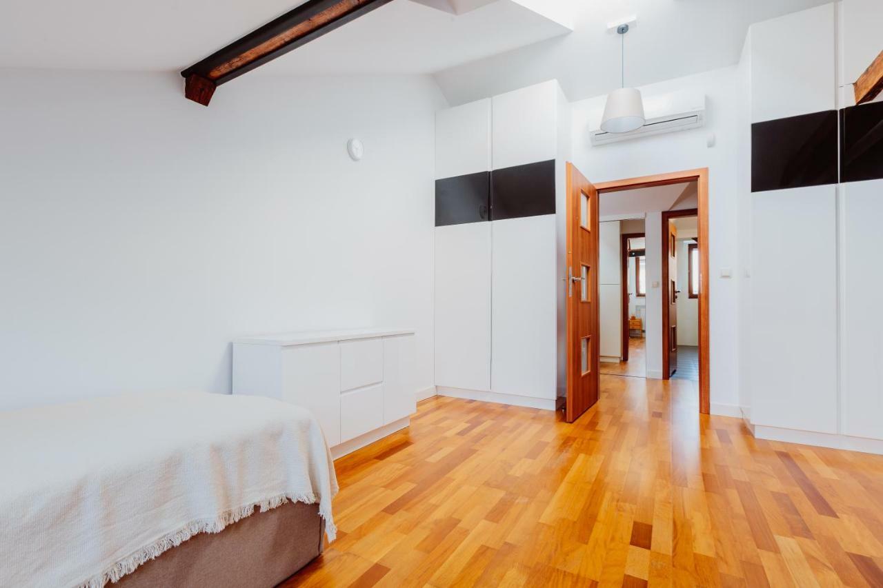 Atticus Apartments Krakow Exterior photo